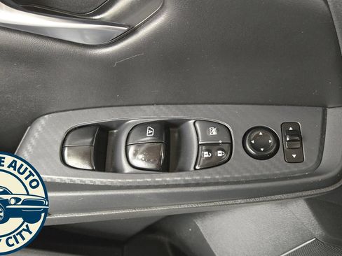 Used 2020 Nissan Sentra SV FWD image 23