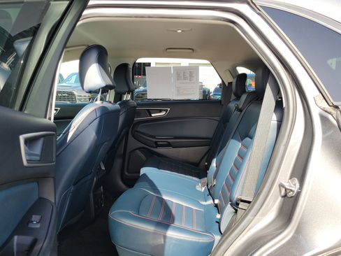 Certified 2024 Ford Edge SEL w/ Sport Appearance Package AWD/4WD image 13