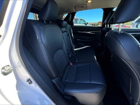 Certified 2025 INFINITI QX50 Pure image 40