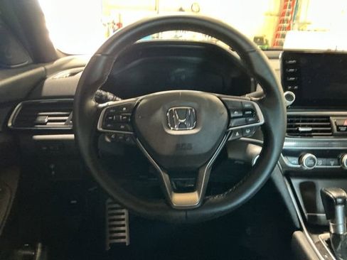 Used 2022 Honda Accord Sport image 15