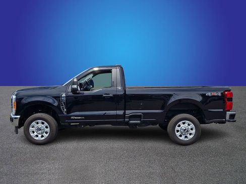 Used 2023 Ford F350 XLT w/ 360-Degree Camera Package AWD/4WD image 7
