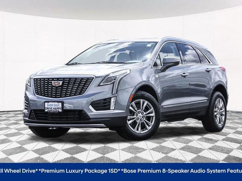 Used 2020 Cadillac XT5 Premium Luxury AWD/4WD image 2
