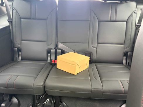 Used 2022 Chevrolet Tahoe RST w/ Sport Performance Package AWD/4WD image 25