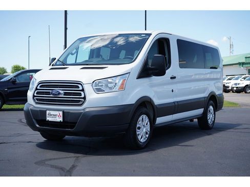 Used 2015 Ford Transit 150 XLT image 7