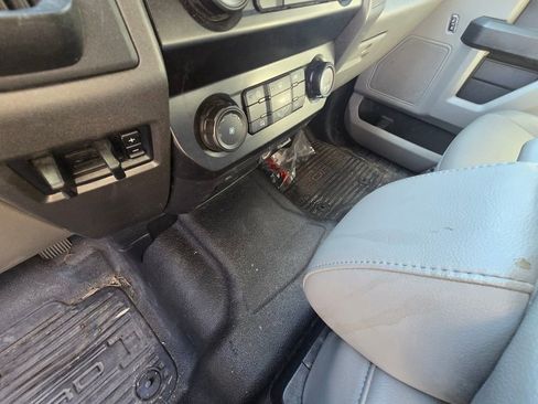 Used 2022 Ford F350 XL w/ Power Equipment Group image 12