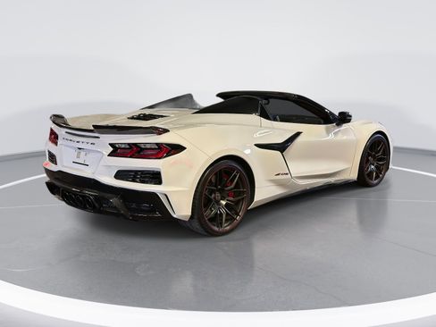 Used 2023 Chevrolet Corvette Z06 w/ Stealth Interior Trim Package image 5