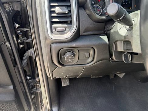 Certified 2024 RAM 2500 Big Horn AWD/4WD image 24