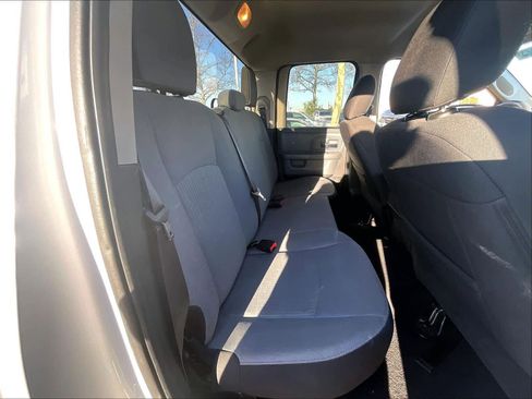 Used 2024 RAM 1500 Classic SLT image 28