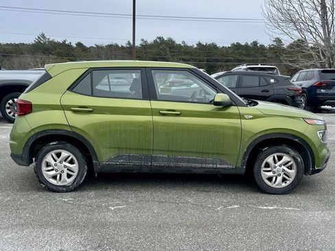 Used 2023 Hyundai Venue SE w/ Cargo Package image 6