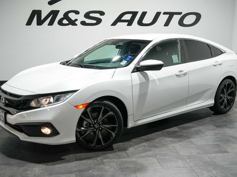 Used 2020 Honda Civic Sport image 2