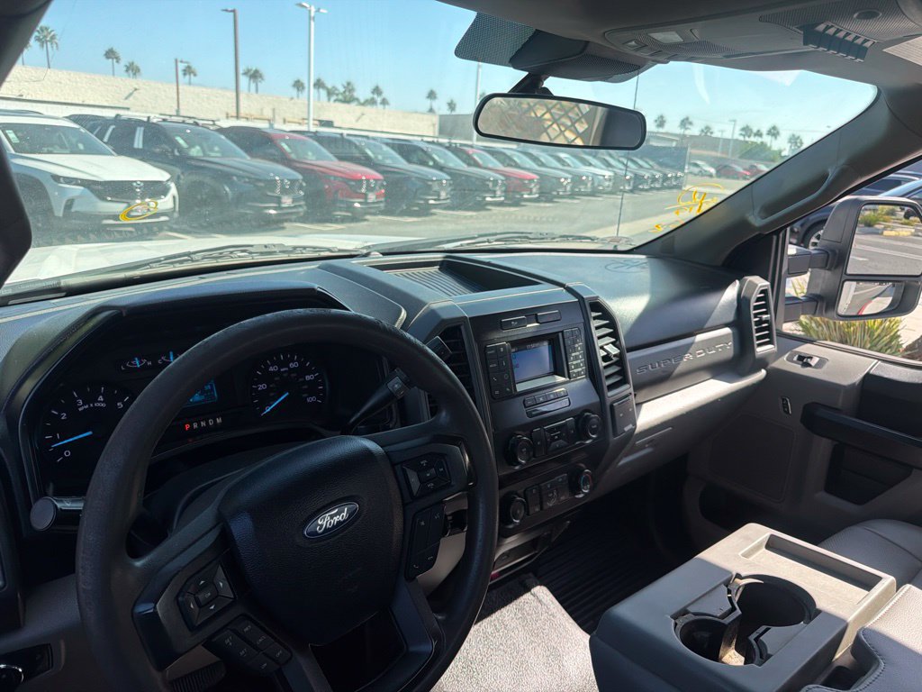 Used 2020 Ford F350 2WD Regular Cab DRW Super Duty image 27