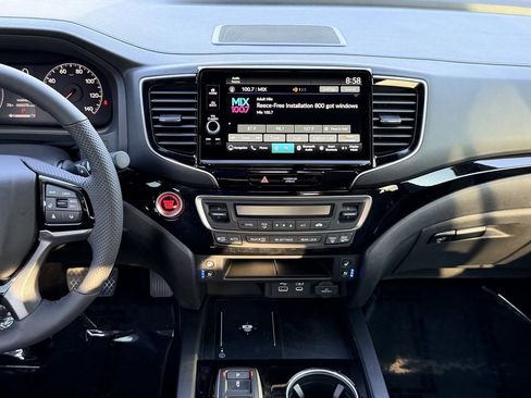 Used 2026 Honda Ridgeline Black Edition image 15