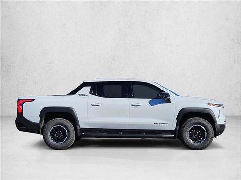 New 2026 Chevrolet Silverado EV Trail Boss image 5