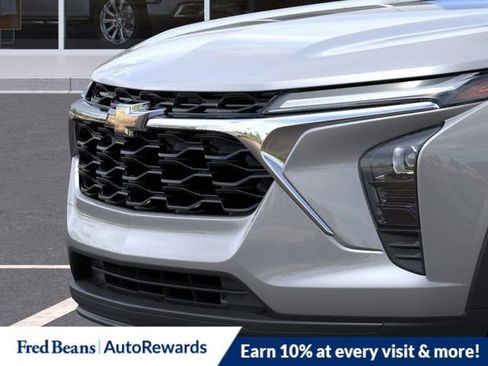 New 2026 Chevrolet Trax LS w/ Driver Confidence Package FWD image 17
