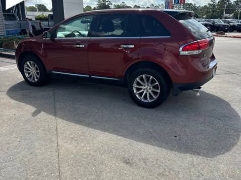 Used 2014 Lincoln MKX FWD w/ Equipment Group 101A image 4