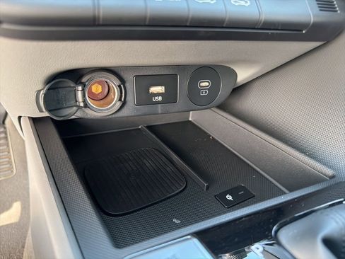 New 2025 Hyundai Elantra SEL FWD image 25