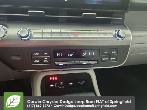 Used 2025 Hyundai Kona SEL image 25