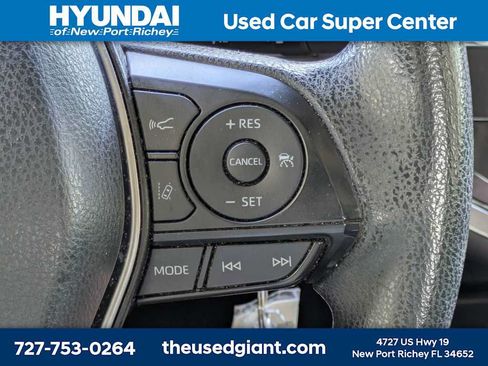 Used 2018 Toyota Camry LE FWD image 28
