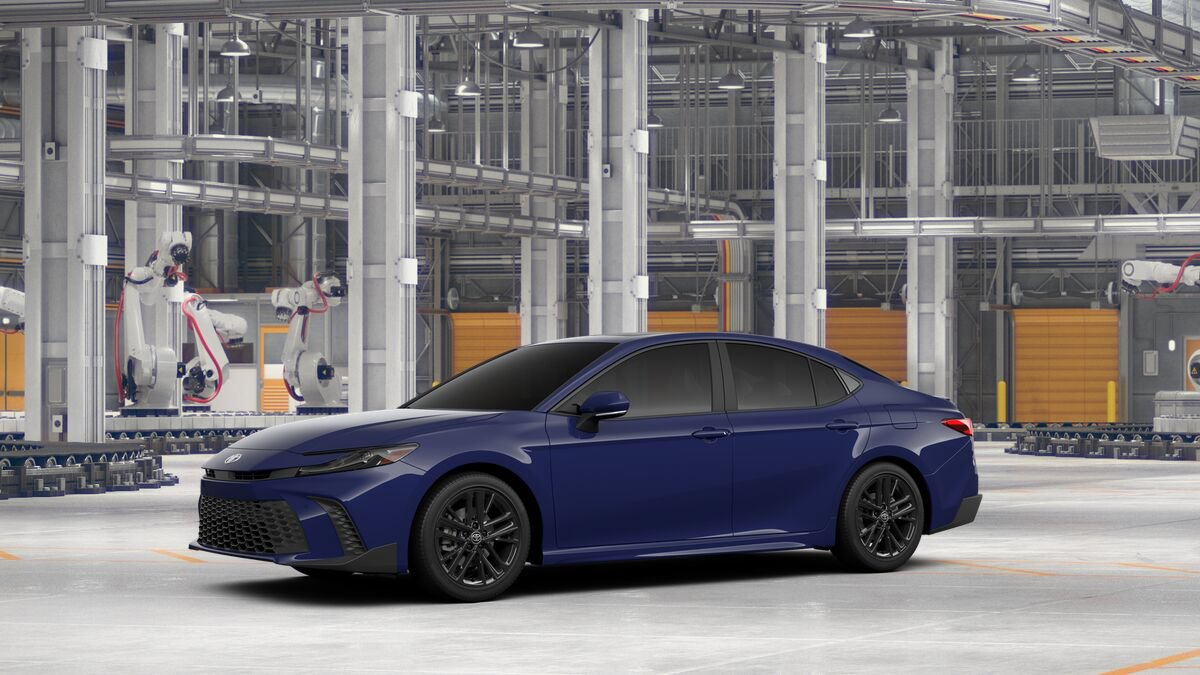 New 2026 Toyota Camry SE FWD image 2