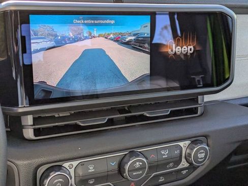 New 2026 Jeep Gladiator Sport image 20