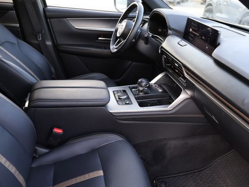 Used 2025 MAZDA CX-70 Plug-In Hybrid w/ Premium Plus image 12