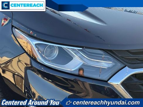 Used 2020 Chevrolet Equinox LS AWD/4WD image 8