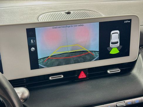 Used 2024 Hyundai Ioniq 5 SE AWD/4WD image 3