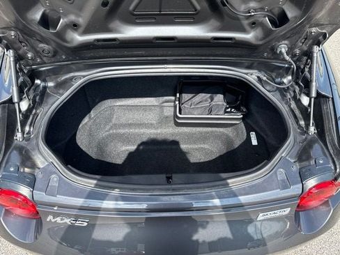 Used 2017 MAZDA MX-5 Miata RF Grand Touring RWD image 11
