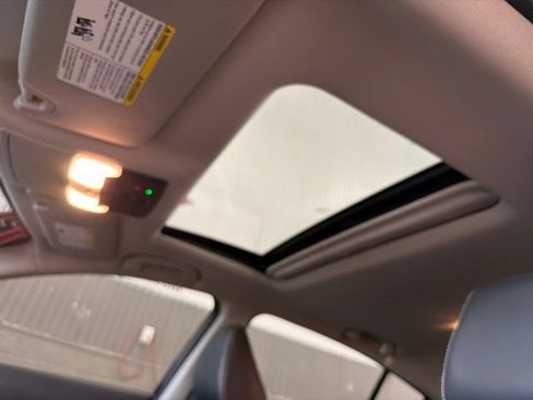Certified 2023 Nissan Altima 2.5 SR w/ SR Premium Package FWD image 28
