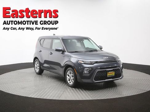 Used 2022 Kia Soul LX w/ Technology Package FWD image 48