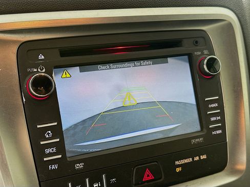 Used 2014 GMC Acadia SLE FWD image 22