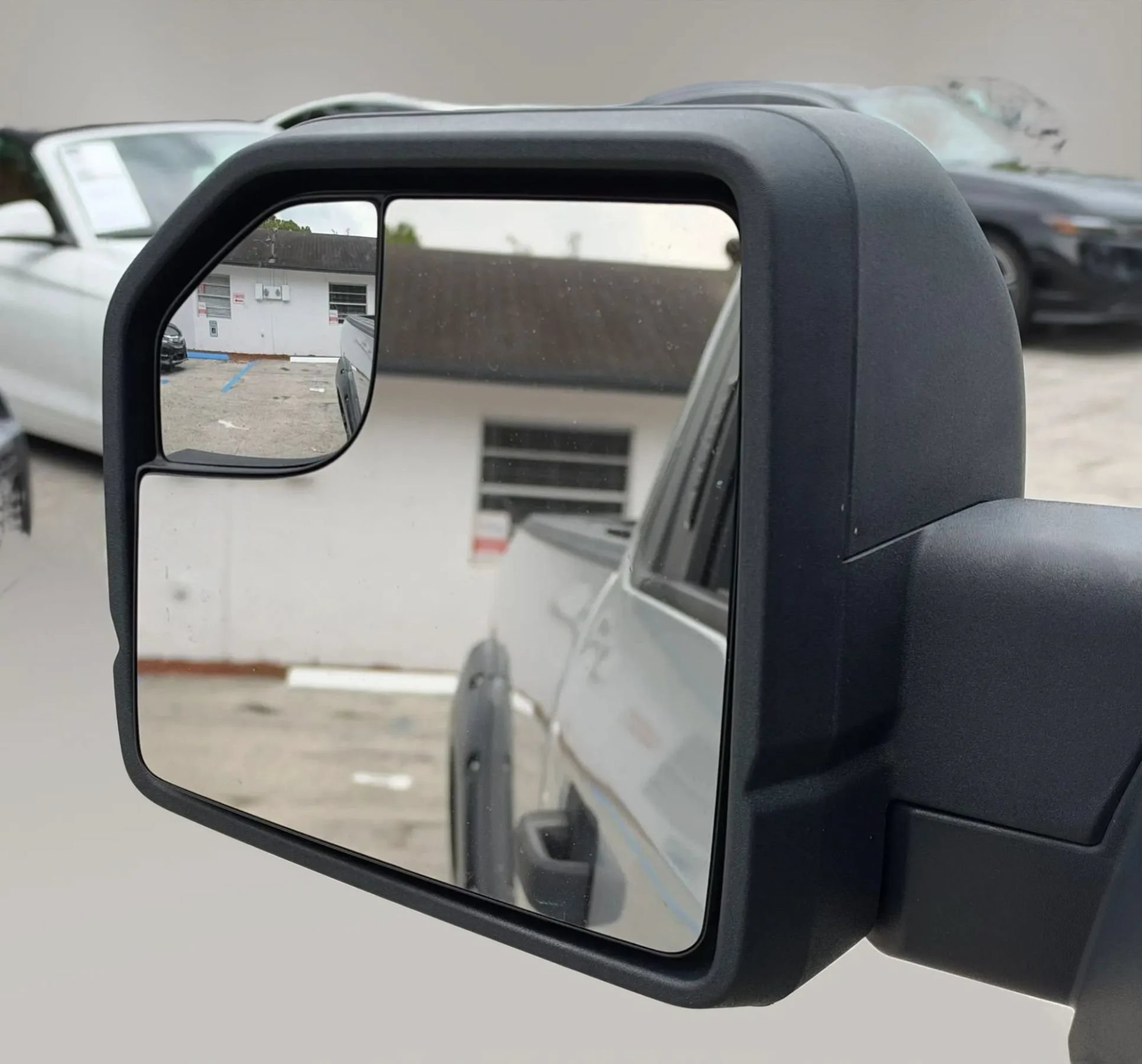 Used 2017 Ford F150 XLT RWD image 13