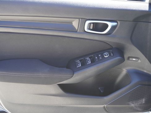 Used 2025 Honda Civic Sport image 23