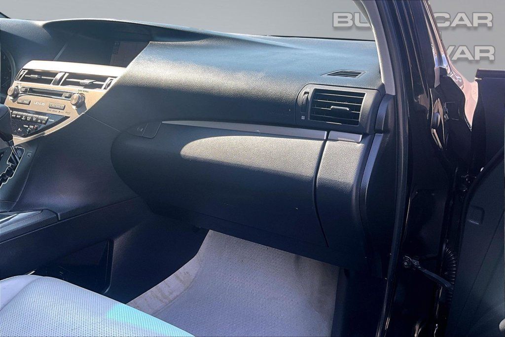 Used 2015 Lexus RX 450h AWD image 17