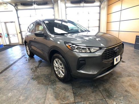 New 2026 Ford Escape Active w/ Tech Pack #1 image 1