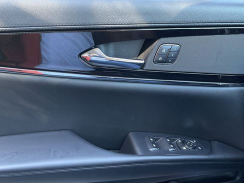 Used 2021 Lincoln Nautilus FWD w/ Equipment Group 101A image 19