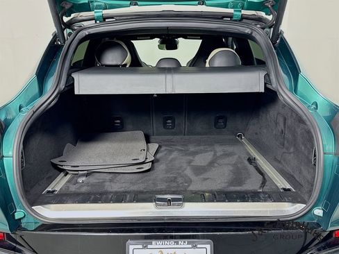 Used 2022 Aston Martin DBX image 34