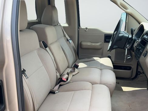 Used 2004 Ford F150 XL RWD image 15
