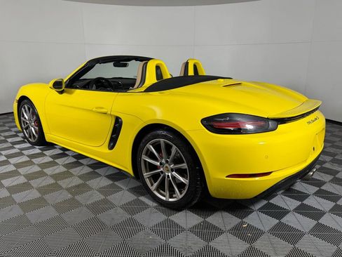 Certified 2022 Porsche 718 Boxster S image 3