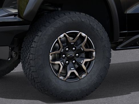 New 2026 Chevrolet Colorado ZR2 w/ Technology Package AWD/4WD image 9