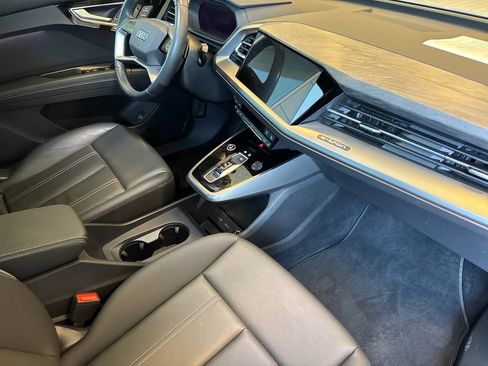 Used 2023 Audi Q4 e-tron Premium Plus w/ Premium Plus RWD image 19
