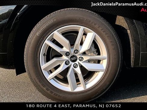 Used 2023 Audi Q5 2.0T Premium w/ Convenience Package AWD/4WD image 8