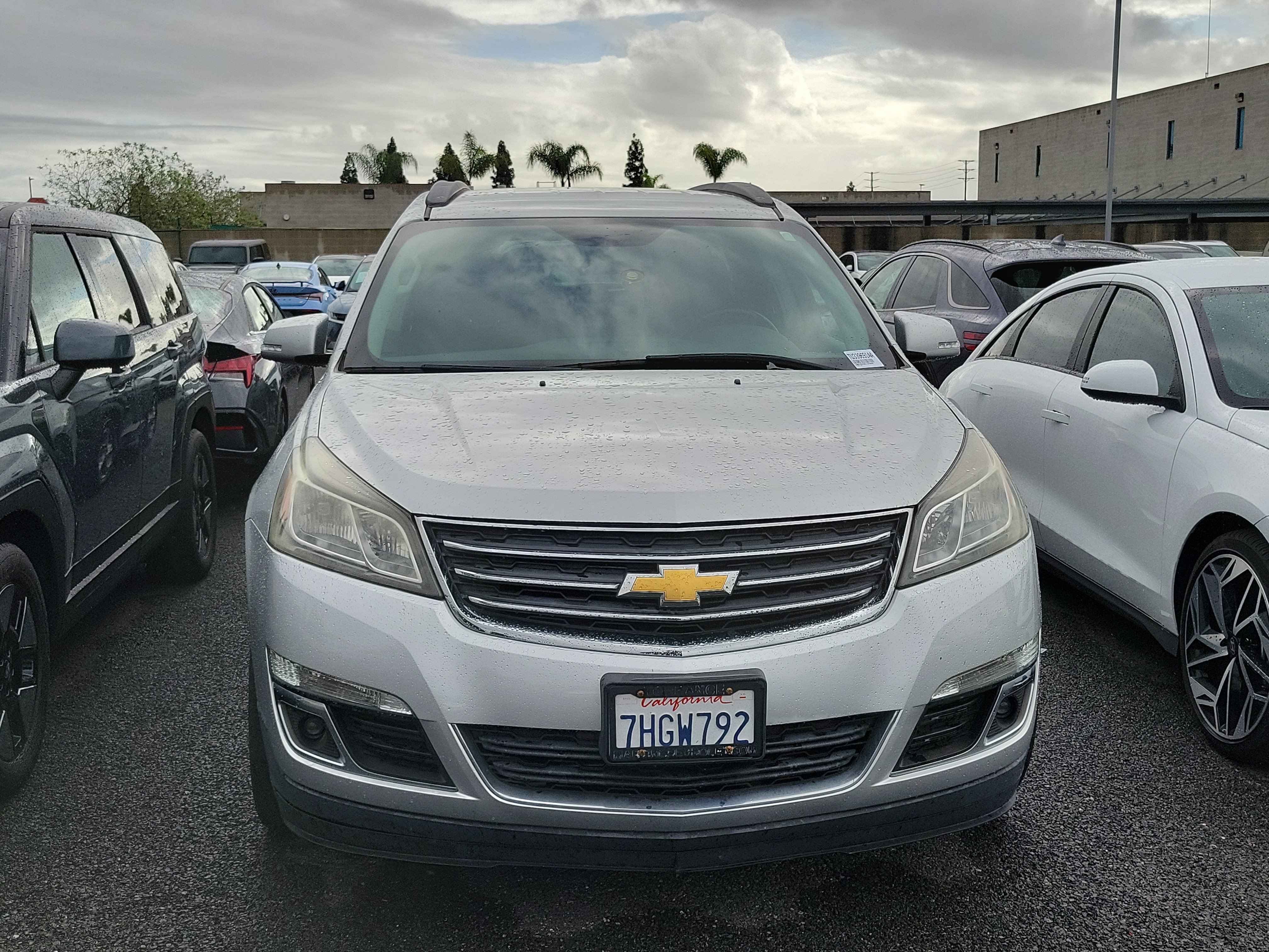 Used 2014 Chevrolet Traverse LT w/ All-Star Edition FWD image 2
