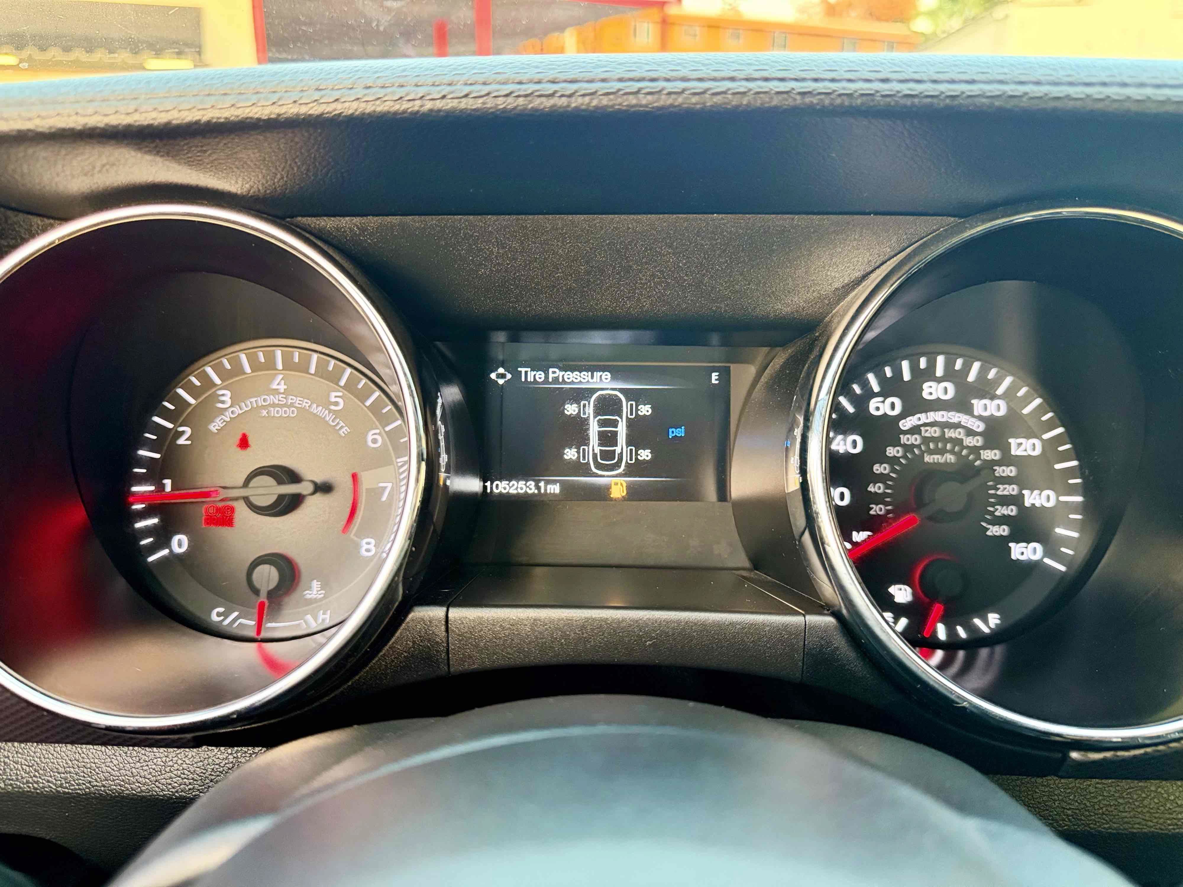 Used 2017 Ford Mustang Coupe RWD image 18