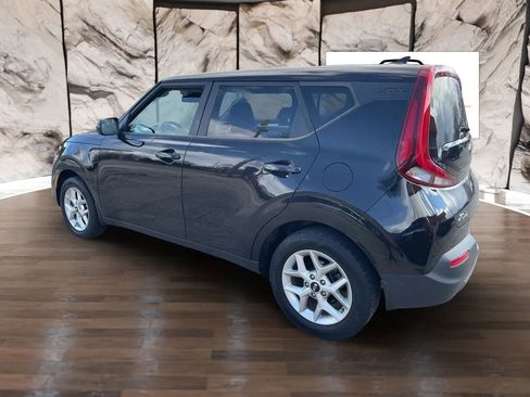 Used 2020 Kia Soul S FWD image 12