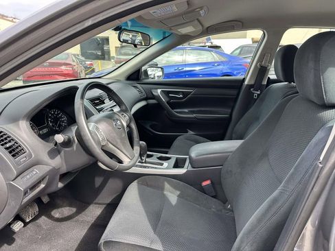 Used 2015 Nissan Altima 2.5 SV image 13