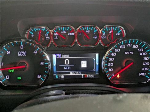 Used 2020 GMC Yukon SLT w/ Premium Edition image 11