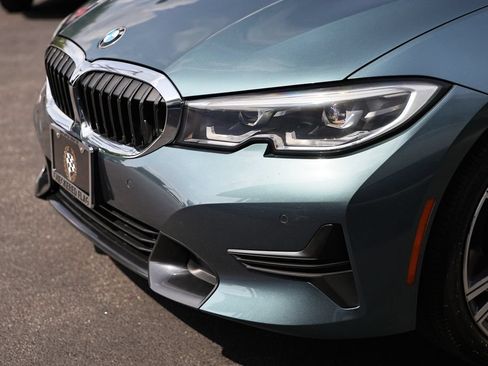 Used 2021 BMW 330i Sedan w/ Convenience Package RWD image 13