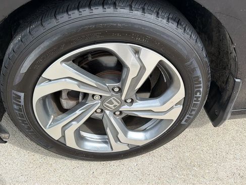 Used 2018 Honda Accord EX-L image 30