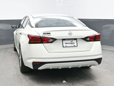 Used 2021 Nissan Altima 2.5 S FWD image 5